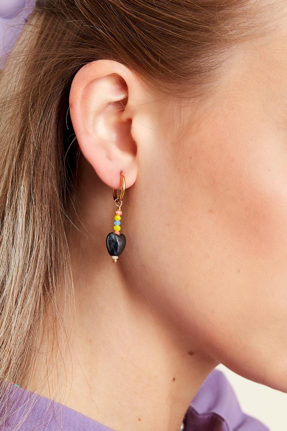 Ohrringe mit baumelndem Herz - #summergirls-Kollektion Schwarz & Goldfarbe Edelstahl h5Bild2